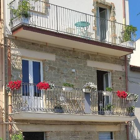 La Casa Dei Panorami Di Colobraro Lägenhet Exteriör bild