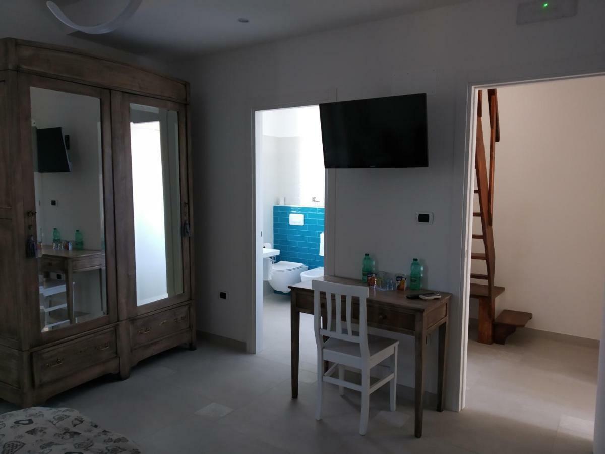 La Casa Dei Panorami Di Colobraro Lägenhet Exteriör bild